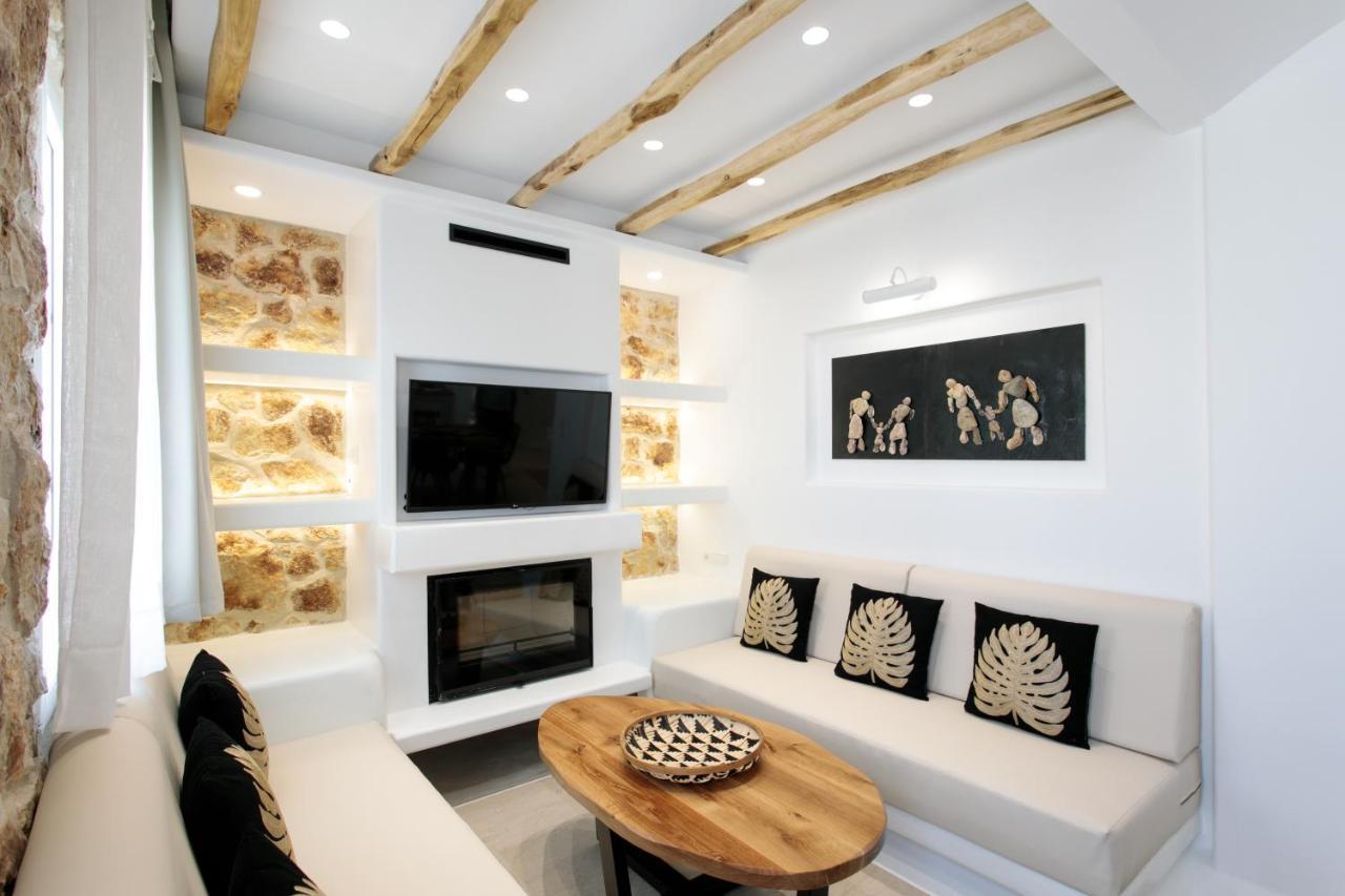 Manda Luxury Apartments Naxos City ภายนอก รูปภาพ
