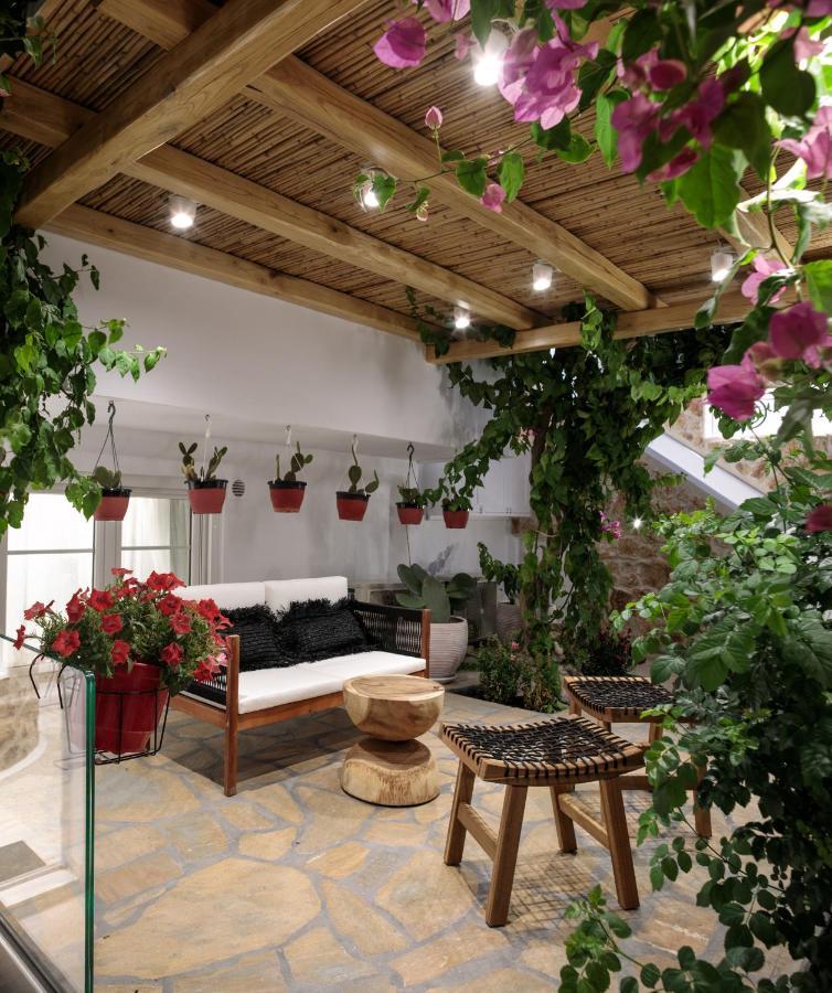 Manda Luxury Apartments Naxos City ภายนอก รูปภาพ